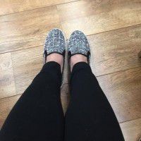 One pair of shoe