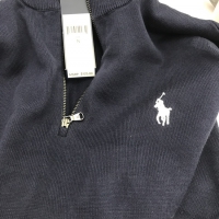 Clothes x 8 USD196.43 Origin: US  
