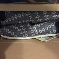 Toms 
