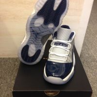 Air Jordan 11 Low Georgetown